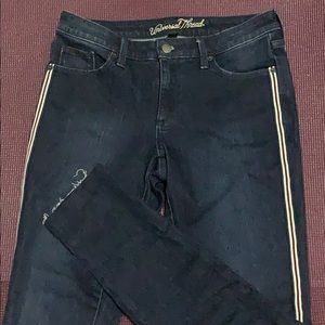 Universal Thread Jeans